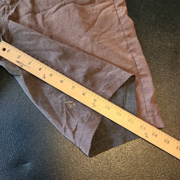 Volcom Shorts True To This Stretch Black Two Tone Faded Size 31 10" Inseam - Picture 11 of 12